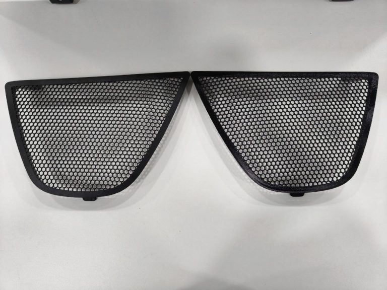 Mesh & vent panels