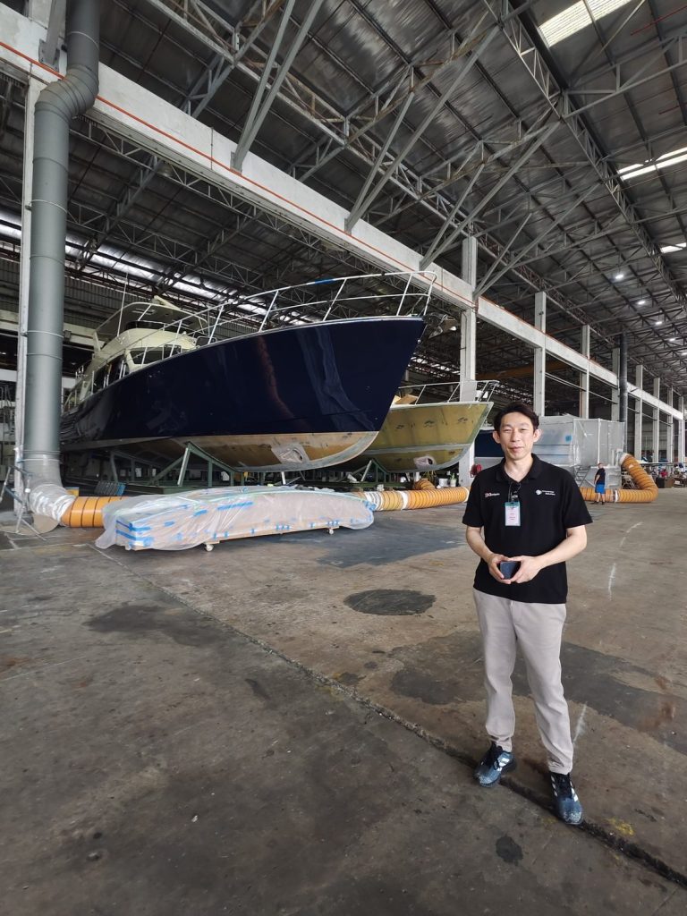 Ship hull — shipyard